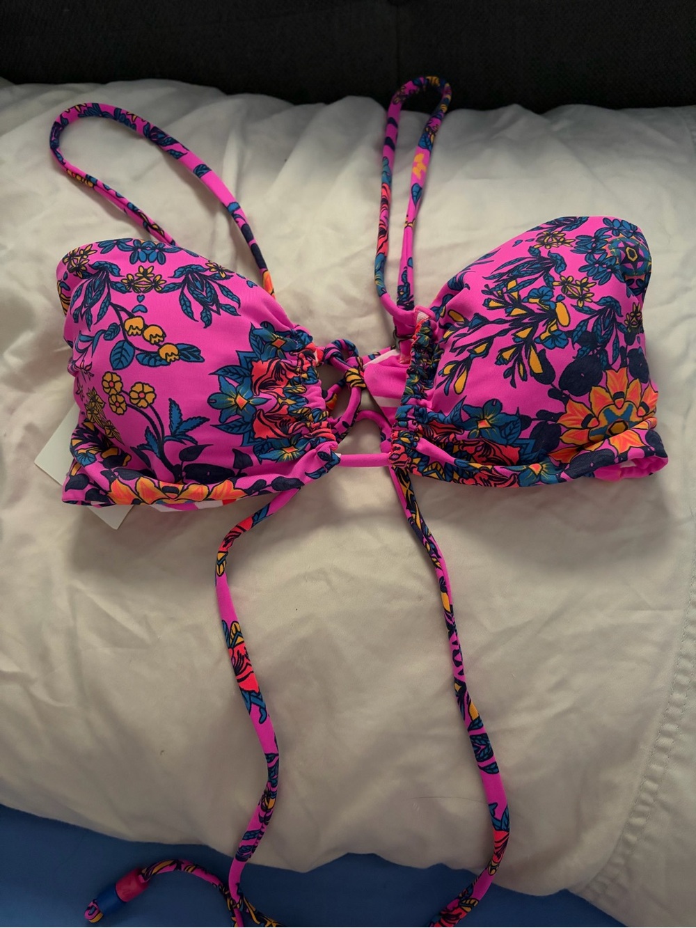 NWT Maaji Vibrant pink and blue floral bikini top reversible. Size Small
